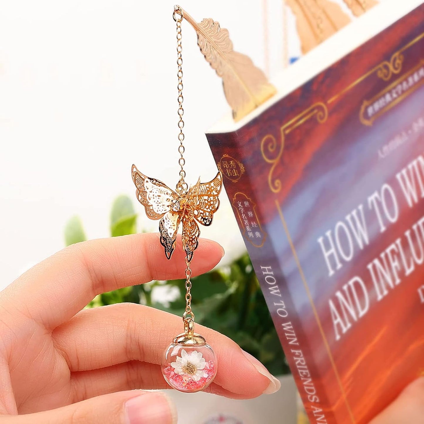 Toirxarn Metal Feather Bookmark with Butterfly Charm – Christmas Gifts for Women, Mom, Teachers, Book Lovers – Stocking Stuffers, Secret Santa, Birthday & Holiday Gift Box