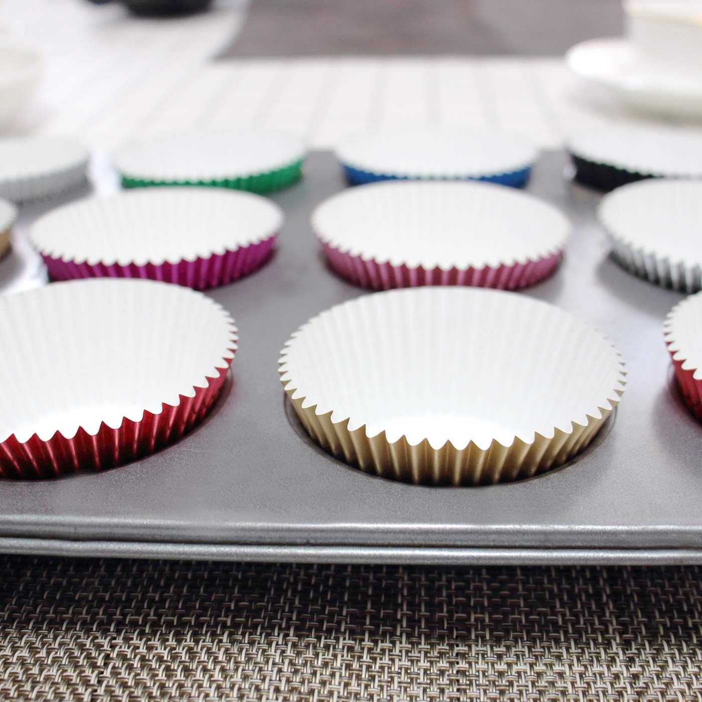 Eoonfirst Light Gray Foil Cupcake Case Liners Baking Muffin Paper Cups 200 Pcs