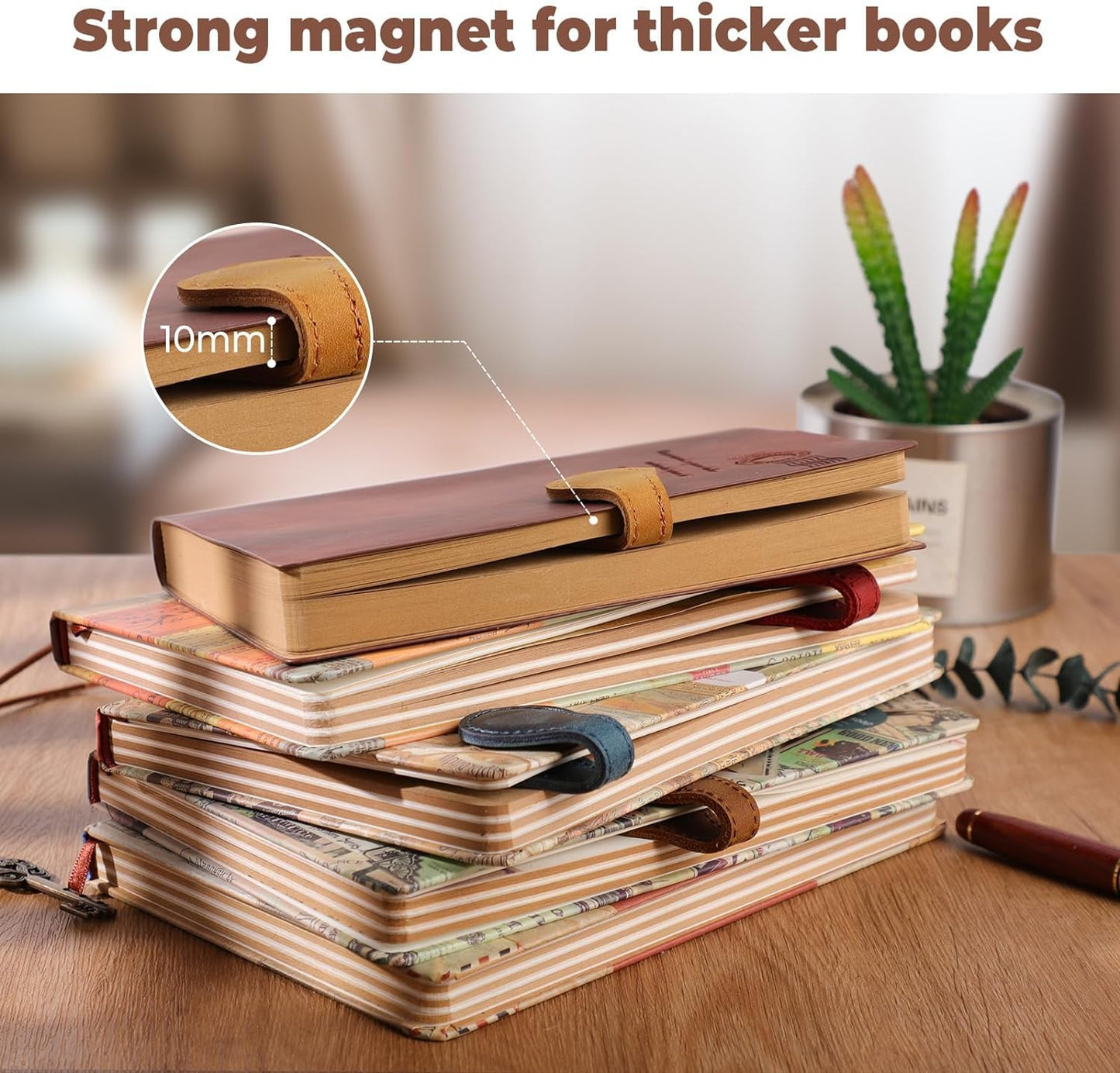 Personalized Magnetic Leather Bookmark, 26 Letters Custom Leather Bookmarks, Handmade, Leather Magnetic Bookmark for Book Lovers Readers Women Kid(Black，G）