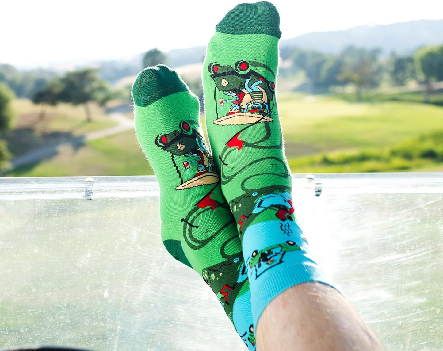 Lavley Funny Golf Socks - Fun gift for golfers - Unisex one size fits most - Great for birthdays or stocking stuffers
