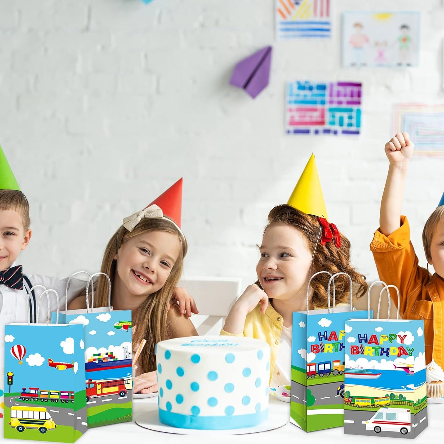 gisgfim 12pcs Transportation Party Favor Gift Bags Transportation Theme Party Treat Paper Candy Goodie Bag with Handle for Transportation Car Birthday Party Supplies Baby Shower Decoration Favors