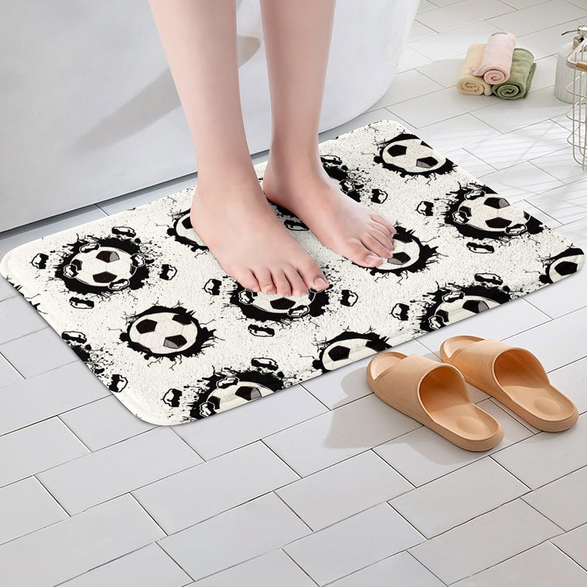 Feelyou Football Polyester Bath Rug Soccer Soft Fleece Door Carpet for Kids Boys Girls Ball Game Non Slip Bath Mat Sport Themed Bathroom Floor Indoor Doormat,20x32 Inch