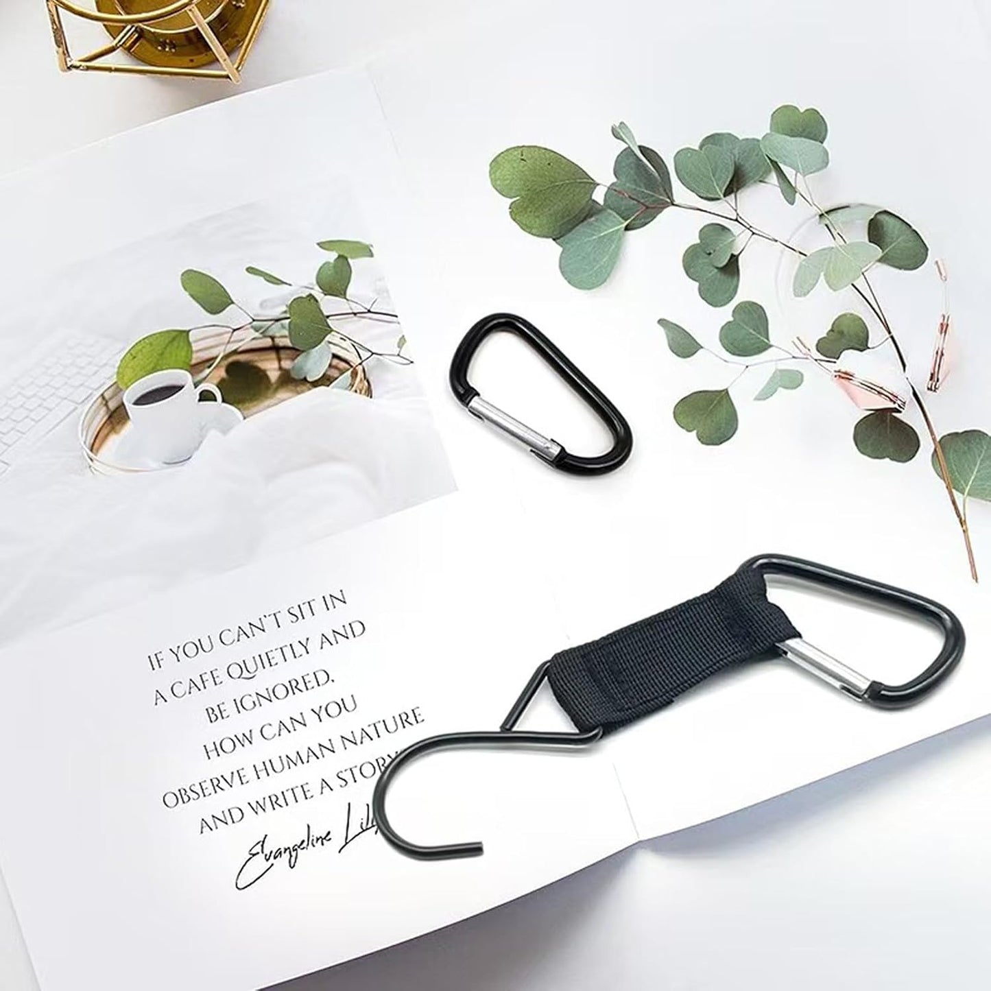 Fence Hooks for Bat Bags and Water Bottle,Hanging Buckles Metal Hooks for Baseball,Tennis,Softball,Football Bag Outdoor Sports Equipment (2)