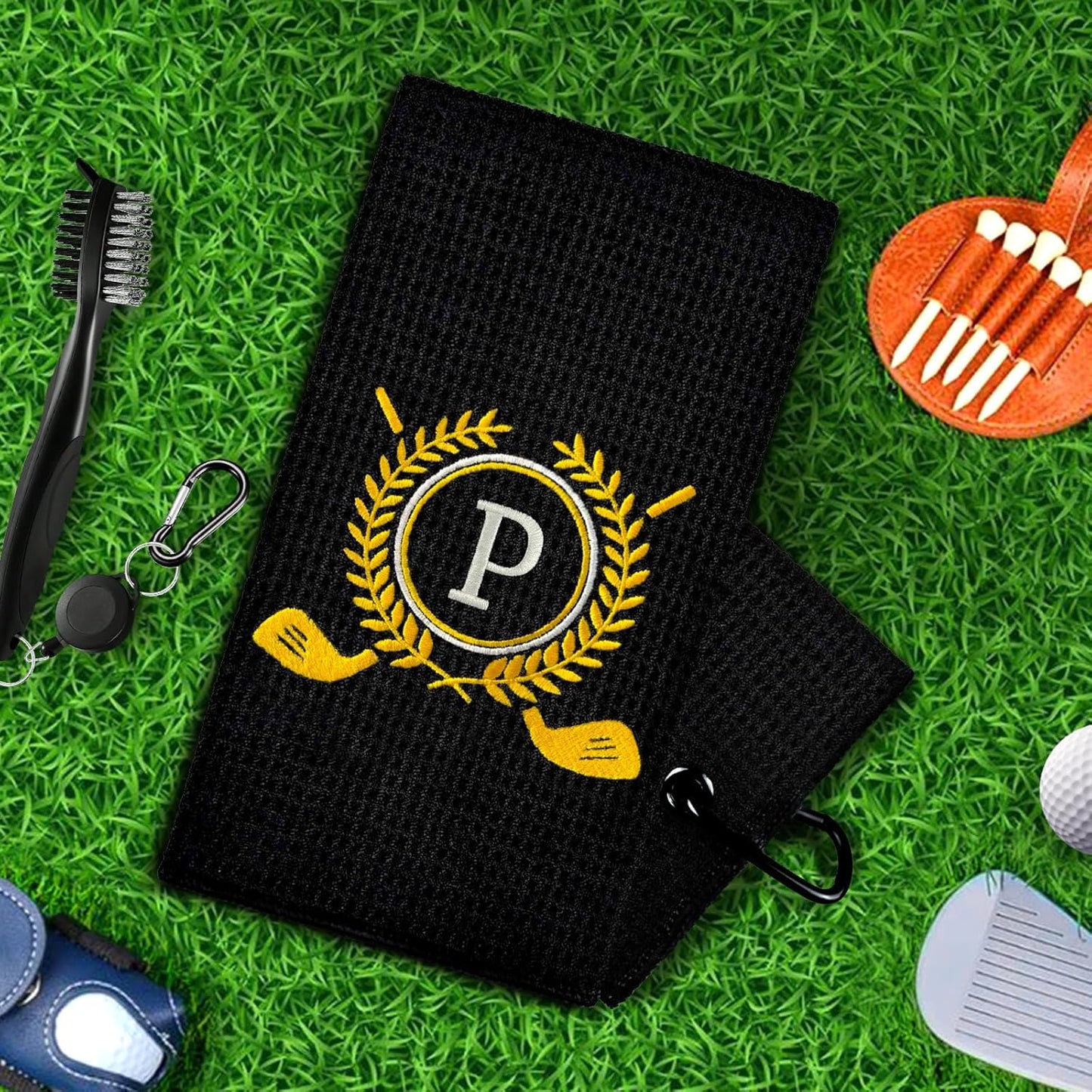 Personalized Golf Towels for Golf Bags - Microfiber Monogrammed Golf Towels for Men/Women, Retractable Brush Tool Kit with Club Groove Cleaner, Custom Golf Accessories for Golfers (Initial P)