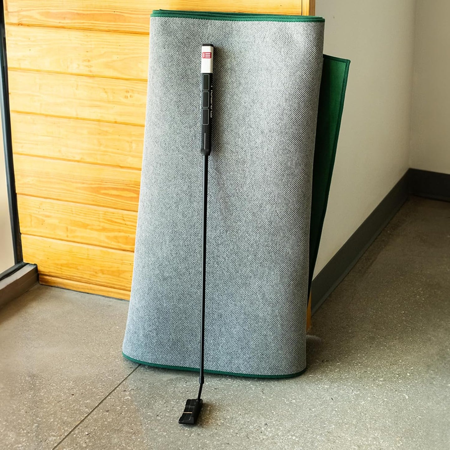 SIG LITE Putting Green - Professional-Grade, Indoor Practice Putting Mat - Realistic Feel - Easy Storage
