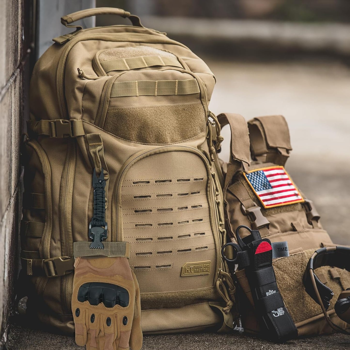 MELOTOUGH Glove Clips Tactical Glove Clip Paracord Work Glove Clip Holder with 2 Alligator Clips for Tactical Backpack,Tool Belt,Outdoor Accessory